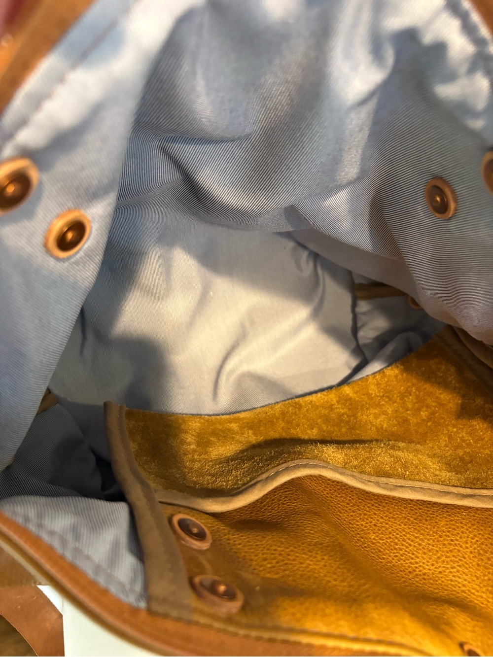 Meanwhile Back On The Farm Convertible Backpack 2.0. Leather Tote Crossbody New - Picture 6 of 11